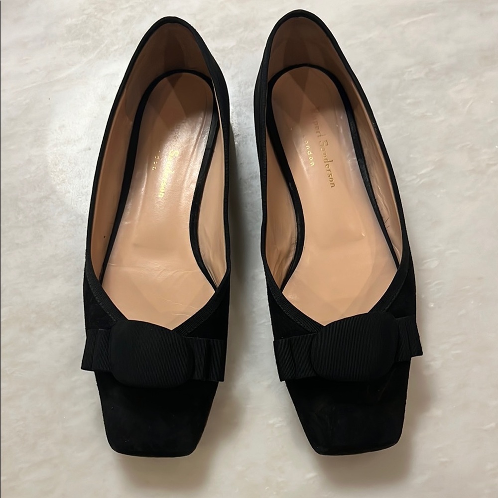 Black Women's Flats with Bow Detail